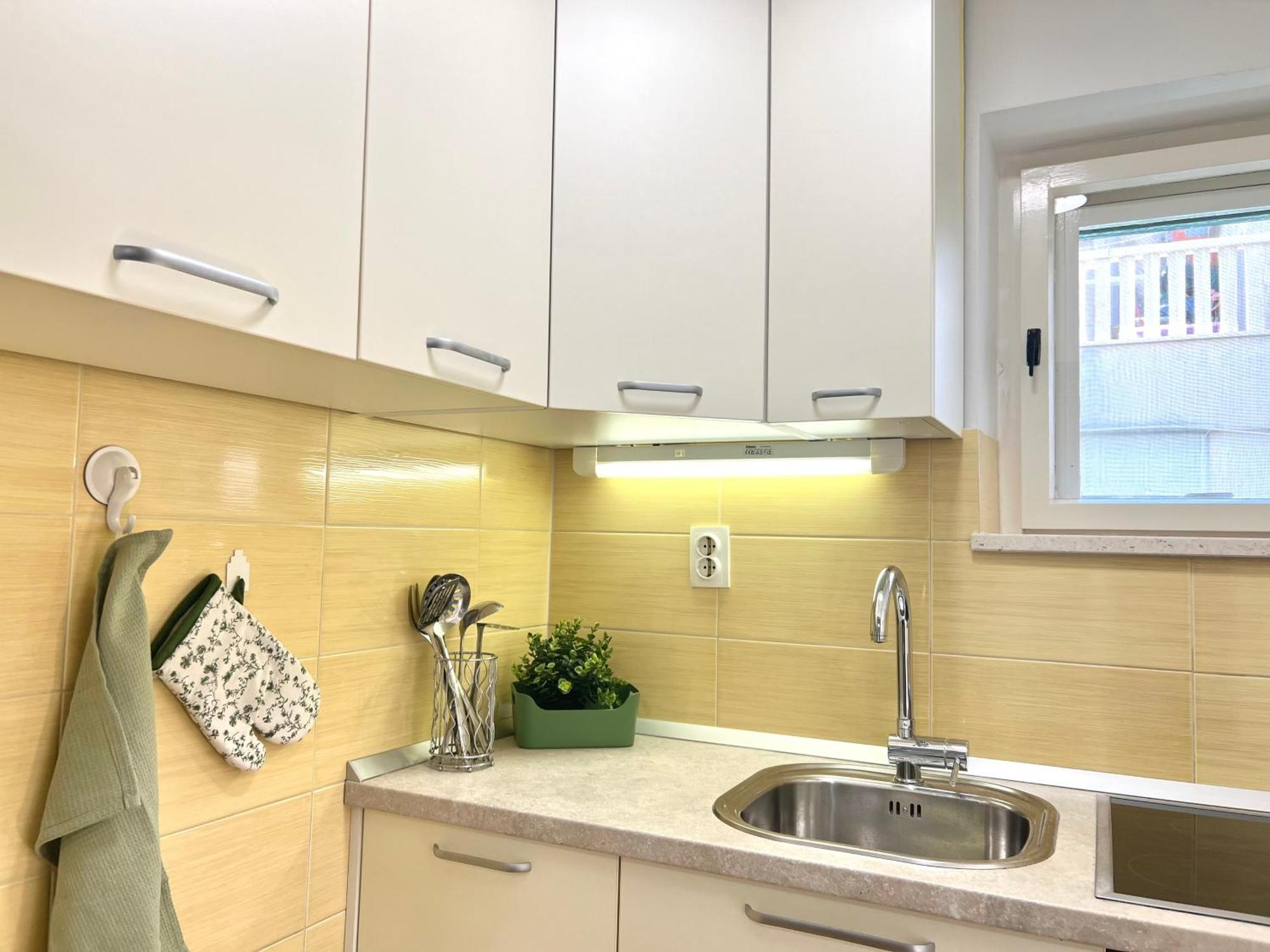 Apartman Lucijan Kastela Exterior photo